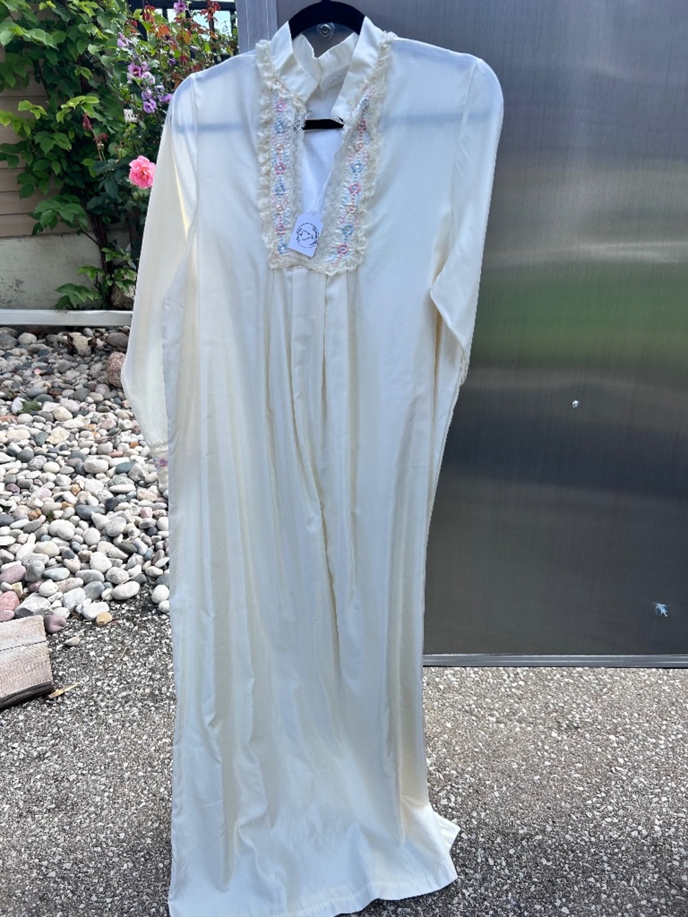 60s Van Raalte nightgown